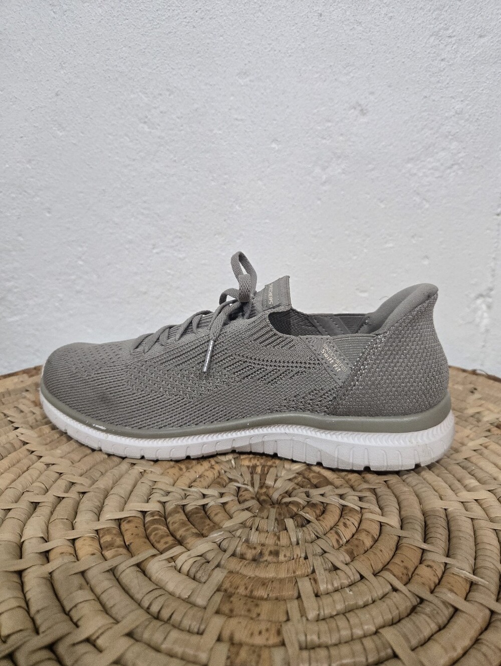 Skechers Hands Free Slip In Sneakers - Picture 3 of 9
